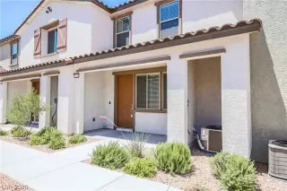 Photo #1: 2202411 Listing