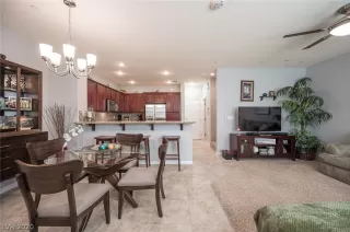 Photo #2: 2202462 Listing