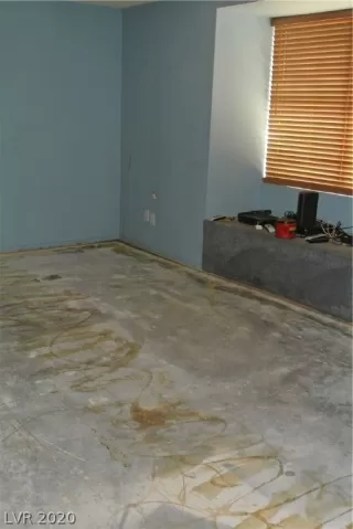 Photo #4: 2202565 Listing