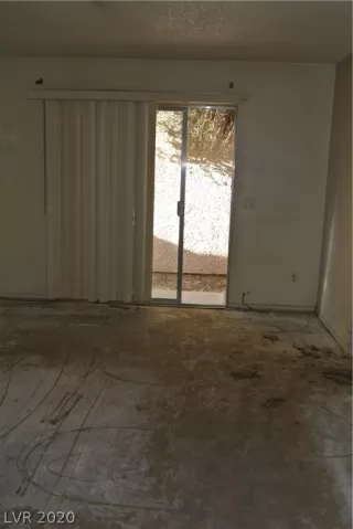 Photo #6: 2202565 Listing