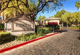 Photo #2: 2202611 Listing