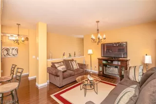 Photo #3: 2202630 Listing 