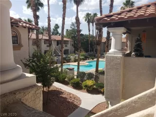 Photo #1: 2202710 Listing