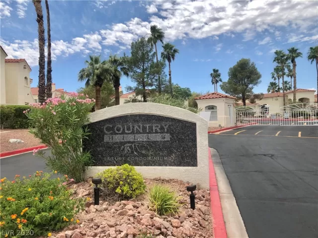 MLS: 2202739 Condo For Sale