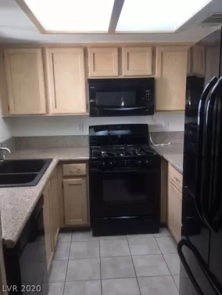 Photo #1: 2202787 Listing