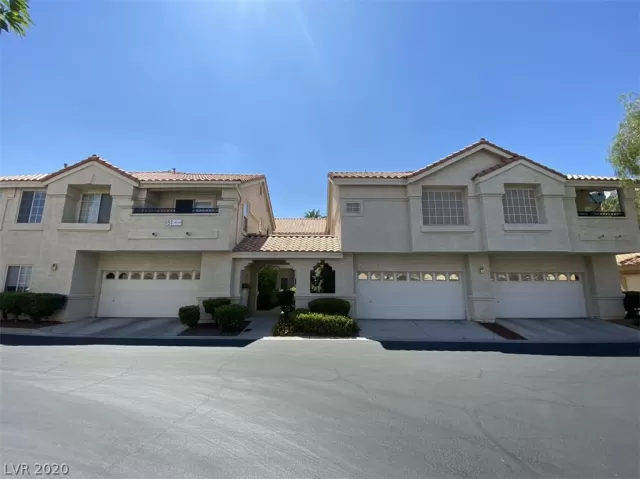 MLS: 2202789 Condo For Sale