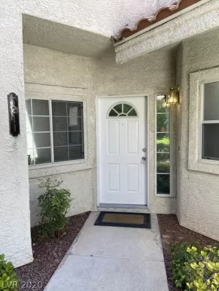 Photo #4: 2202789 Listing 