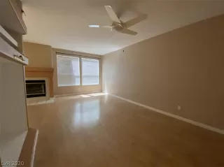 Photo #5: 2202789 Listing 