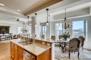 Photo #2: 2202857 Listing 