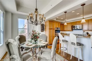 Photo #6: 2202857 Listing 