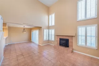 Photo #5: 2202907 Listing 