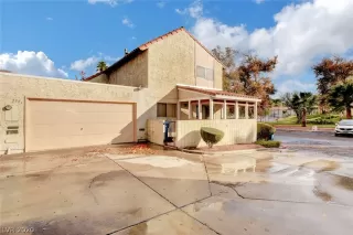 Photo #1: 2202912 Listing 