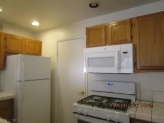 Photo #4: 2203045 Listing 