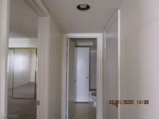 Photo #5: 2203045 Listing 