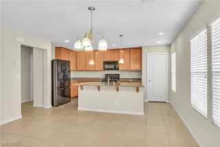 Photo #4: 2203205 Listing 