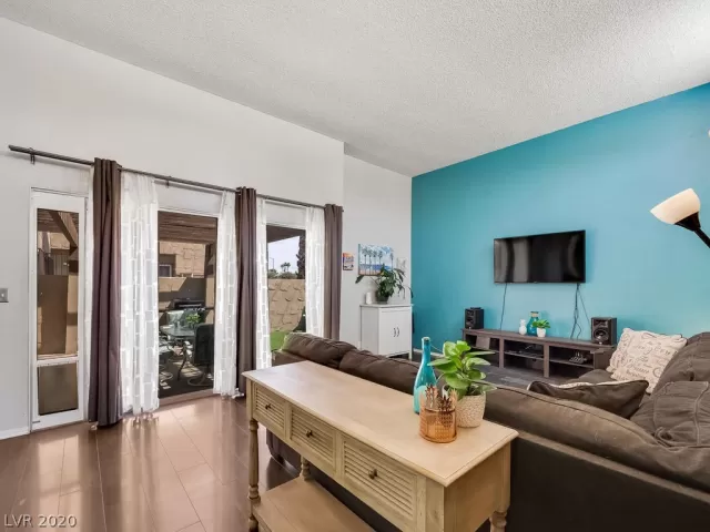 MLS: 2203213 Condo For Sale