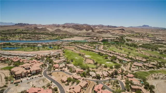 MLS: 2203254 Condo For Sale