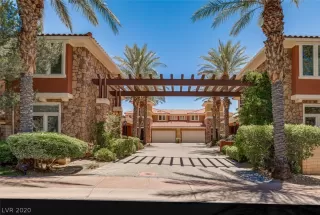 Photo #1: 2203254 Listing 