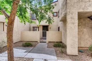 Photo #1: 2203269 Listing 