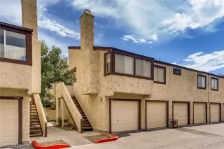 Photo #2: 2203269 Listing 