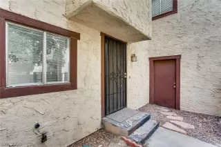 Photo #3: 2203269 Listing 