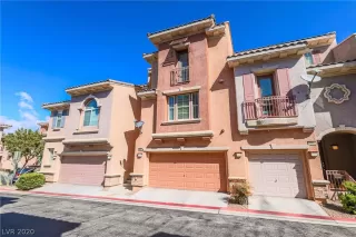 Photo #2: 2203305 Listing