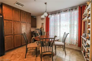 Photo #3: 2203305 Listing