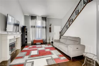 Photo #5: 2203320 Listing 