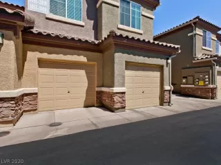 Photo #1: 2203395 Listing