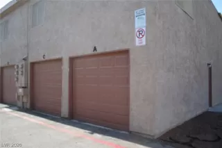 Photo #1: 2203404 Listing 