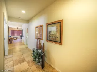 Photo #4: 2203435 Listing 