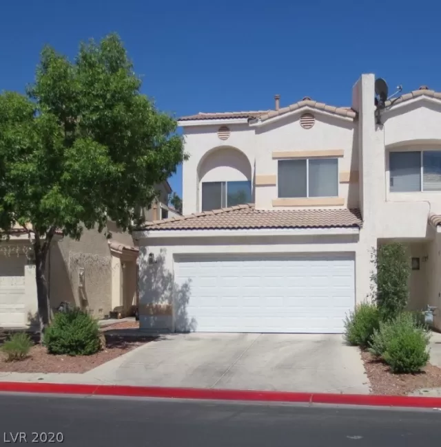 MLS: 2203463 Condo For Sale