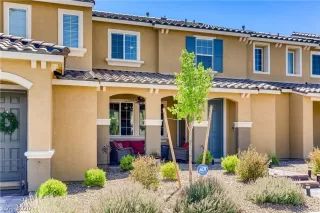 Photo #2: 2203491 Listing