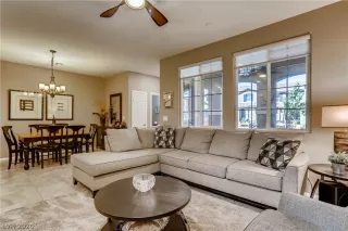 Photo #6: 2203491 Listing