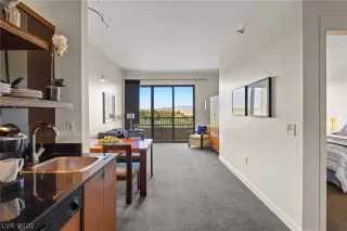 Photo #2: 2203500 Listing 