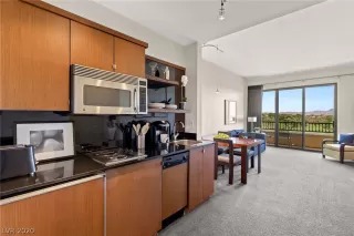 Photo #3: 2203500 Listing 