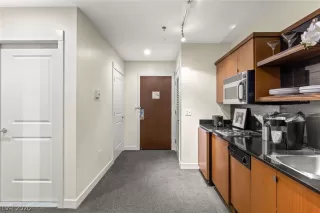 Photo #5: 2203500 Listing 