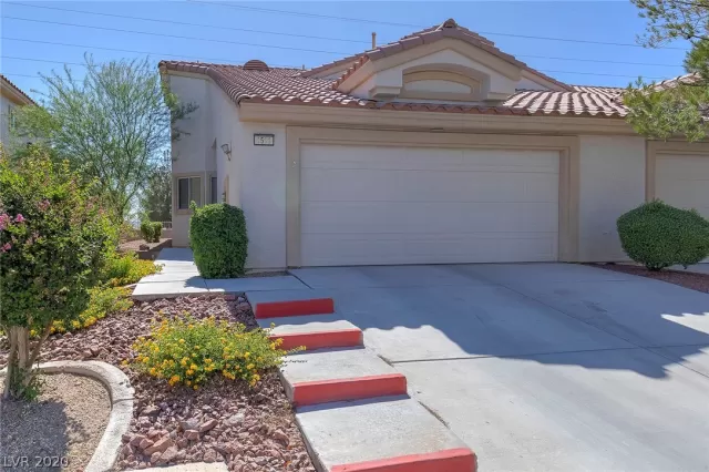 MLS: 2203550 Condo For Sale