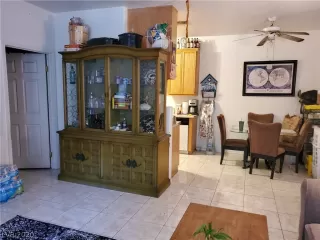 Photo #1: 2203585 Listing