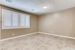 Photo #6: 2203665 Listing