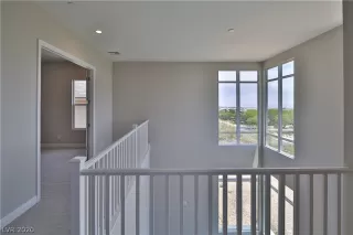 Photo #4: 2203739 Listing