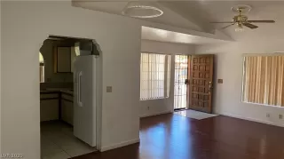 Photo #3: 2203751 Listing 