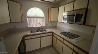 Photo #6: 2203751 Listing 