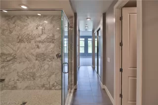 Photo #6: 2203769 Listing