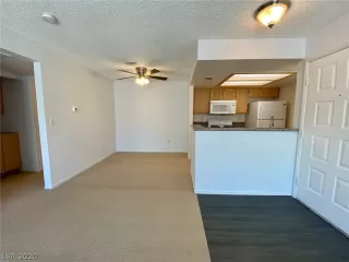 Photo #5: 2203777 Listing