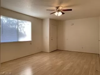 Photo #1: 2203843 Listing