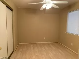 Photo #6: 2203843 Listing