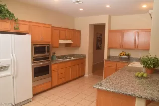 Photo #1: 2203901 Listing 