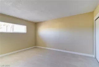 Photo #5: 2203935 Listing 