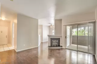 Photo #3: 2203951 Listing 